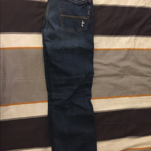 Abercrombie & Fitch Distressed Straight Leg Jeans - Picture 5 of 5